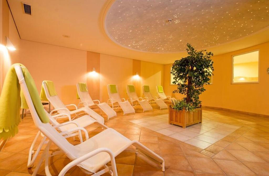 Maifeld Sport- Und Tagungshotel Werl Bagian luar foto
