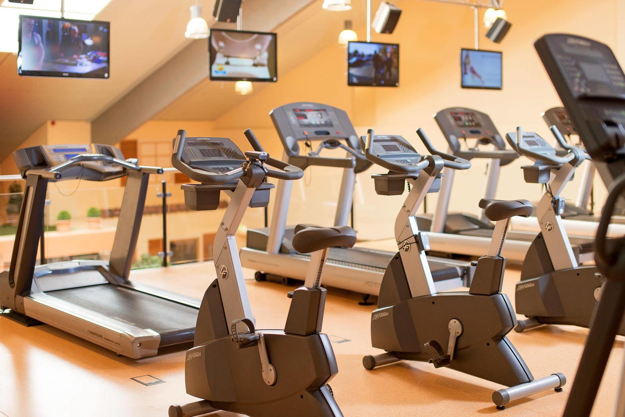 Maifeld Sport- Und Tagungshotel Werl Bagian luar foto