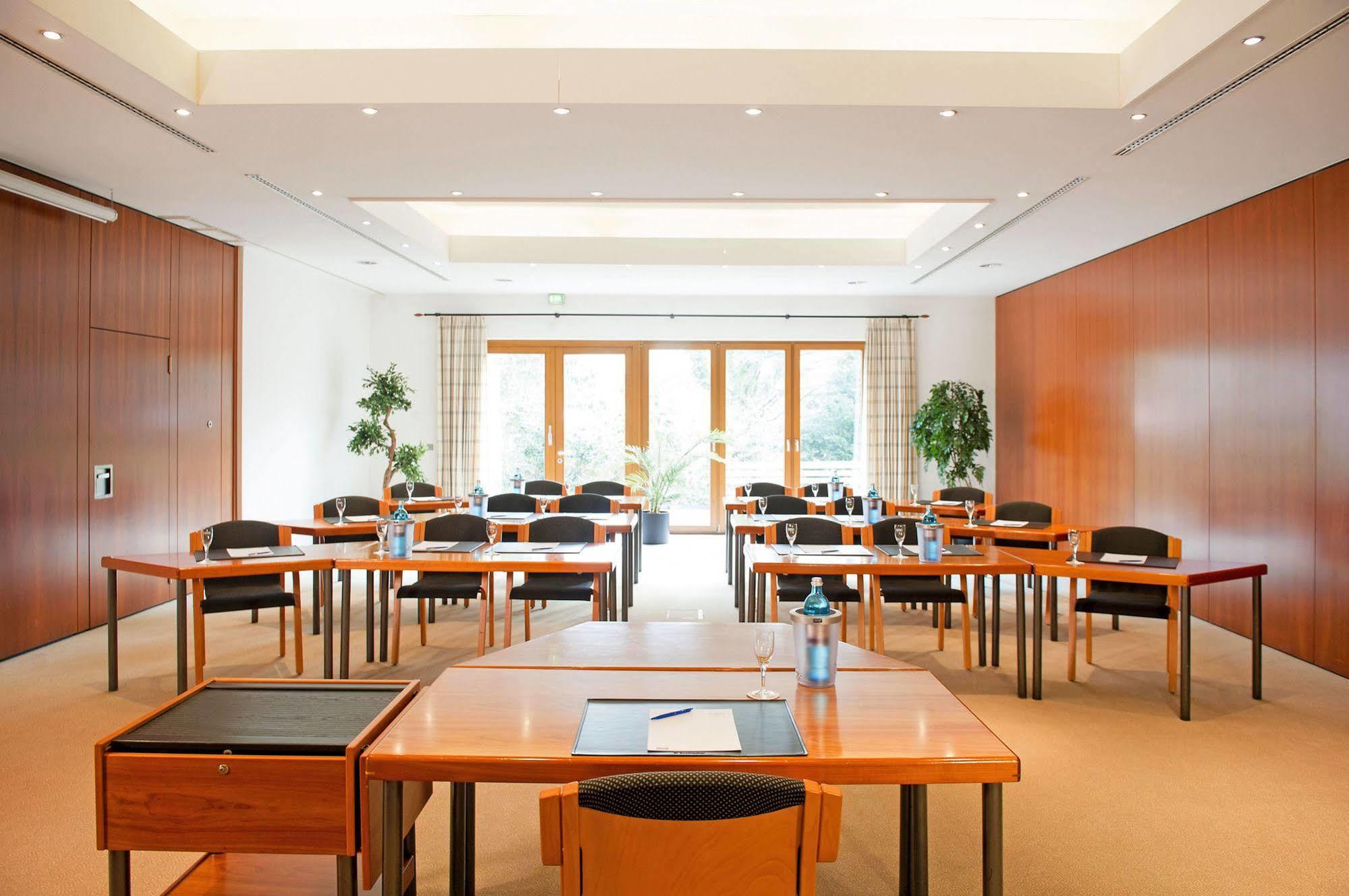 Maifeld Sport- Und Tagungshotel Werl Bagian luar foto